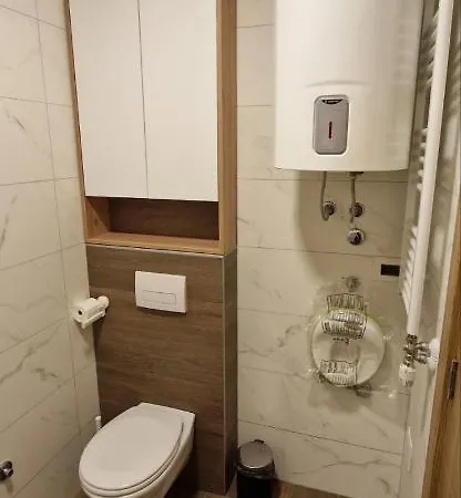 Apartman Pezos Hotell *